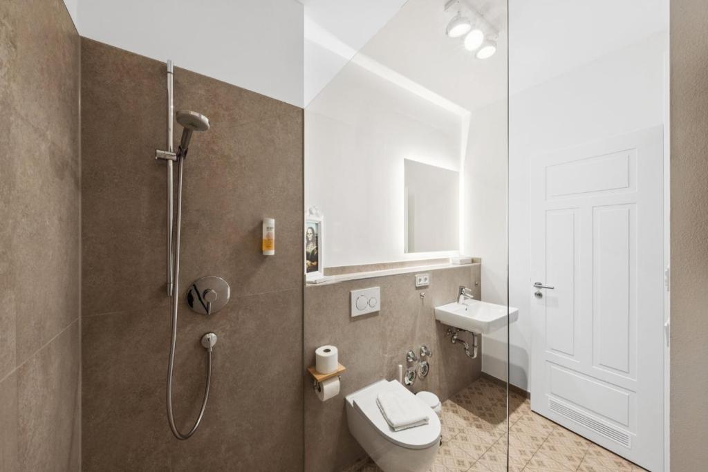 Koupelna v ubytování Vaicun Stays LUXURY APARTMENTS - Stilvolle Apartments am Tegernsee