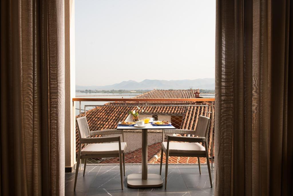 Naus Hotel - Resim 11