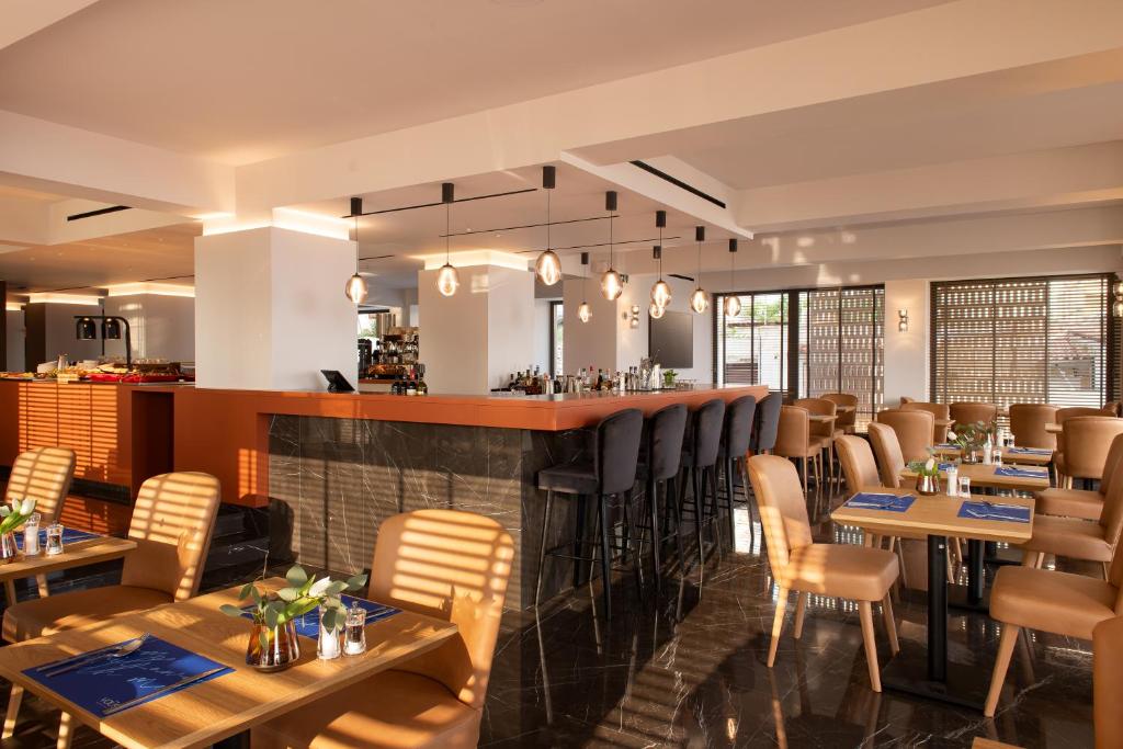Posezení v ubytování Naus Hotel