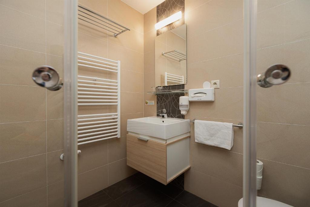 Koupelna v ubytování Hotel Green