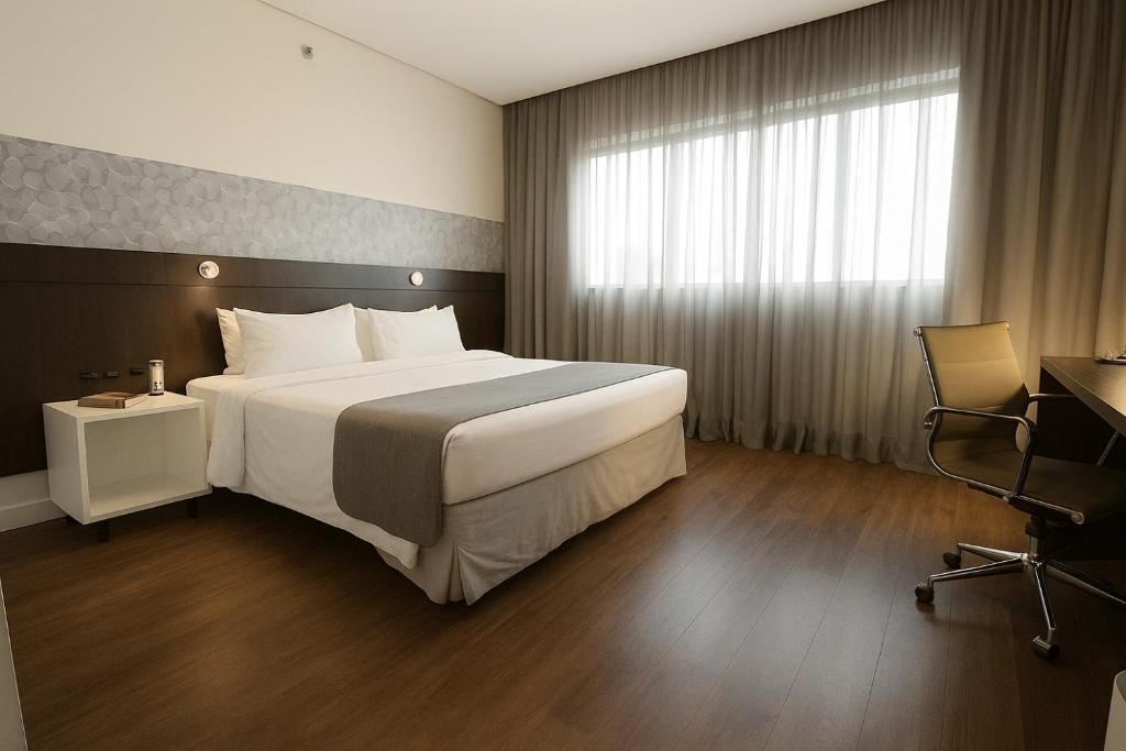 Blue Tree Premium Alphaville - Deluxe Double Room
