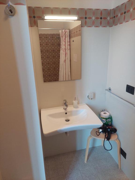 A bathroom at Antista Rooms