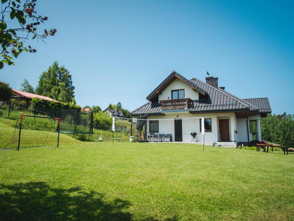 Vonkajšia záhrada v ubytovaní Apartament Słoneczna Rapsodia - blisko Parku Zdrojowego - piękny widok - ogród - taras