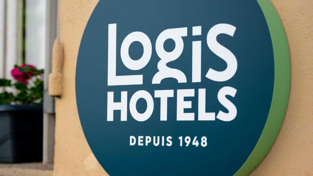 Certifikát, hodnocení, plakát nebo jiný dokument vystavený v ubytování Logis Hôtel Central
