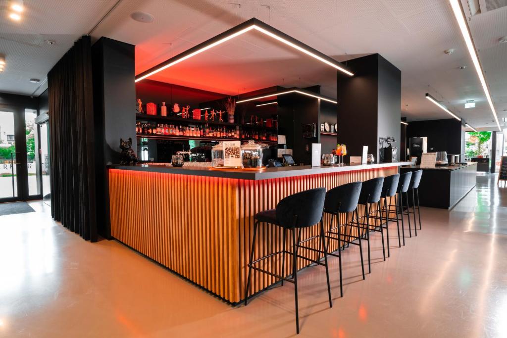 Lounge nebo bar v ubytování GREFIS Hotel