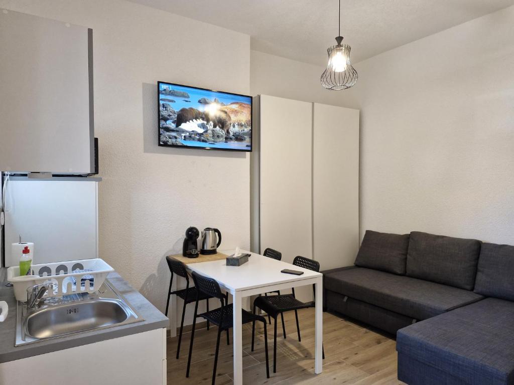 Kuchyň nebo kuchyňský kout v ubytování Guest House Keskic