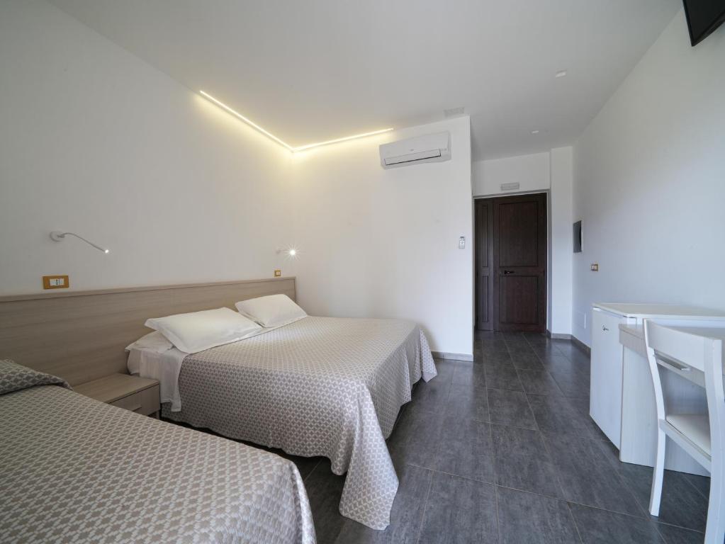 LUZIA AGRIRESORT - Piscina Panoramica e vista Mare a Capo Vaticano