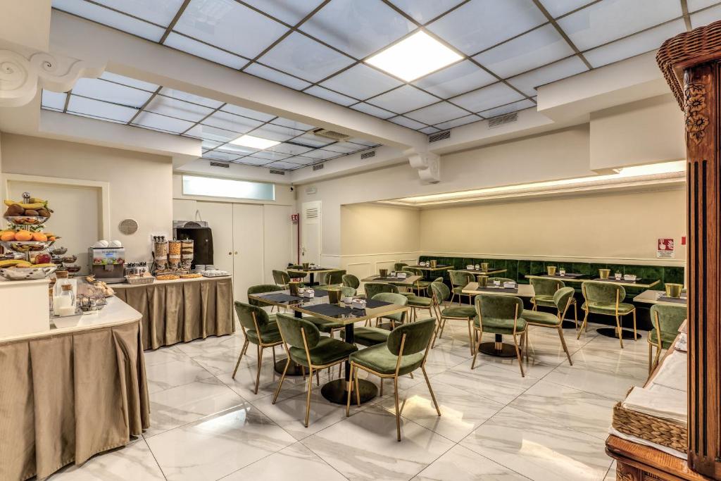 Flower Garden Hotel - Resim 16