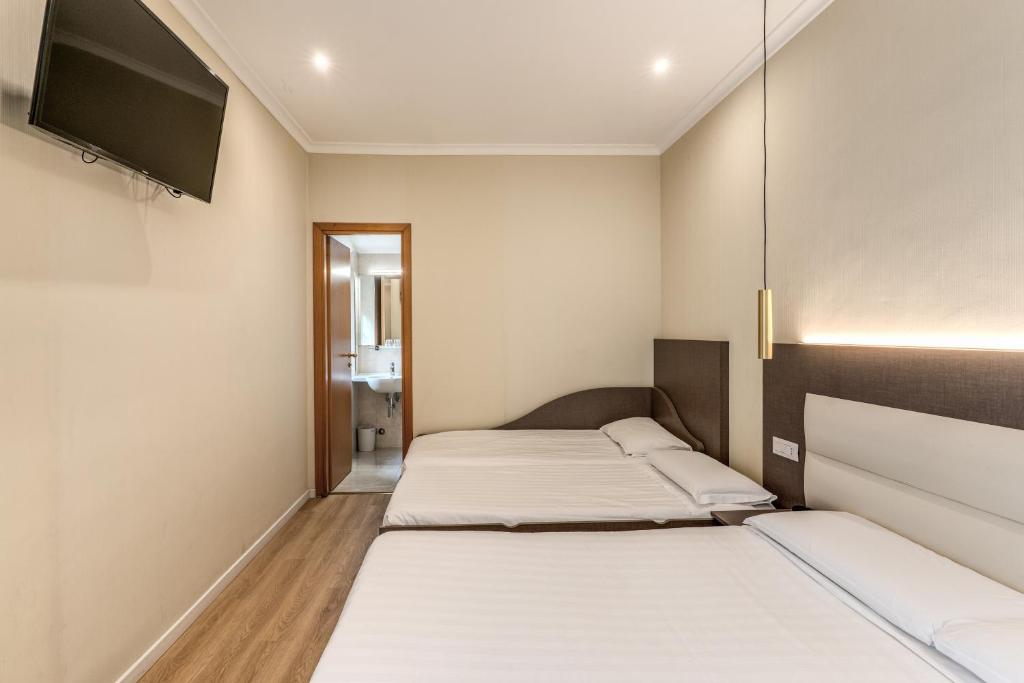 Flower Garden Hotel - Resim 45