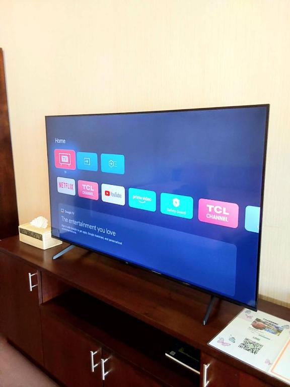 TV a/nebo společenská místnost v ubytování Samui platinum hotel