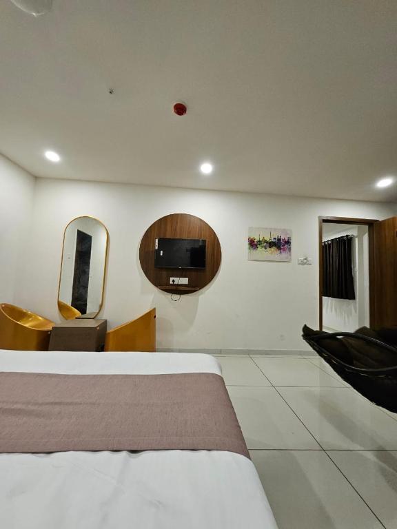 Postel nebo postele na pokoji v ubytování hotel leo