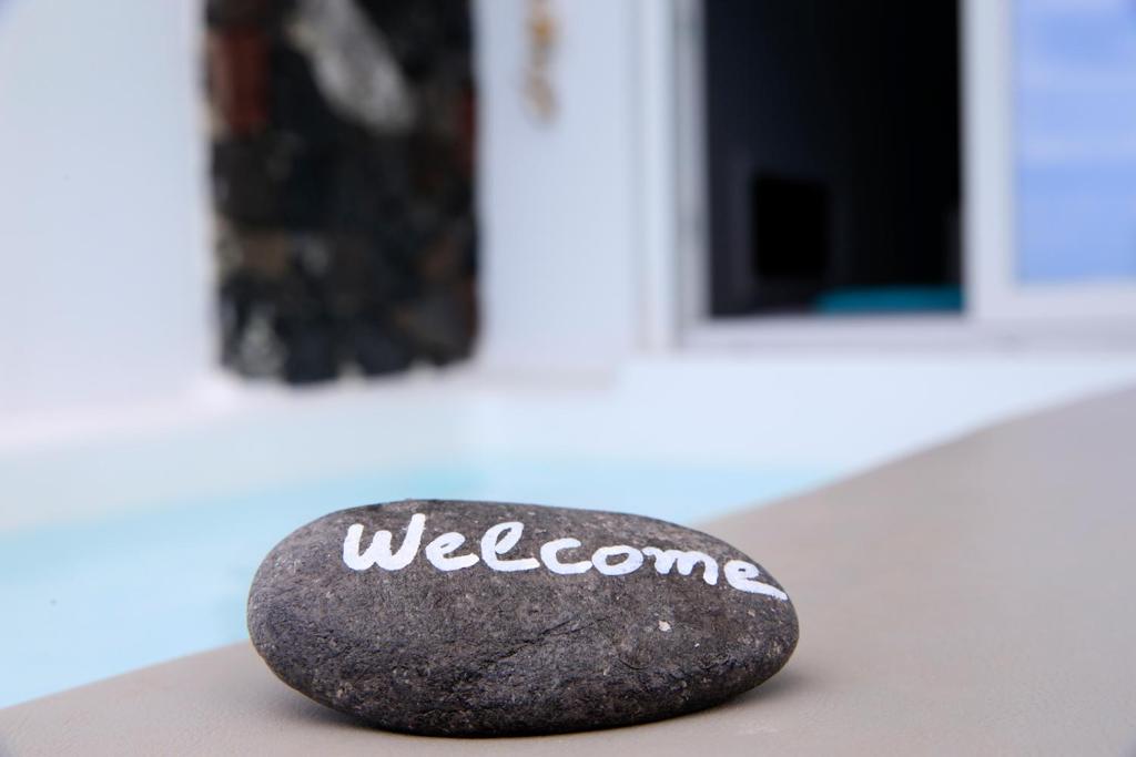 Fira Deep Blue Suites - 16