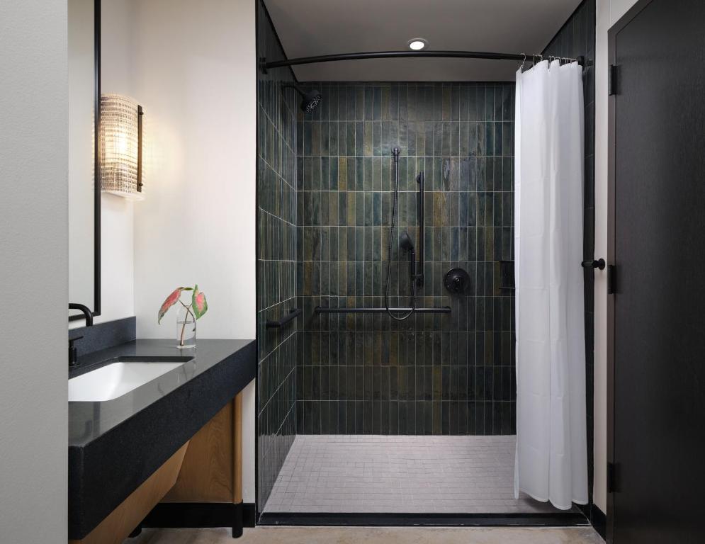 Kimpton Santo San Antonio - Riverwalk by IHG photo