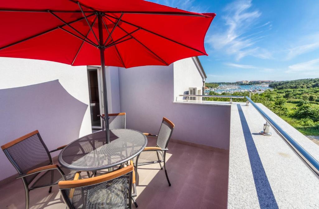 Apartments Borghese - 17