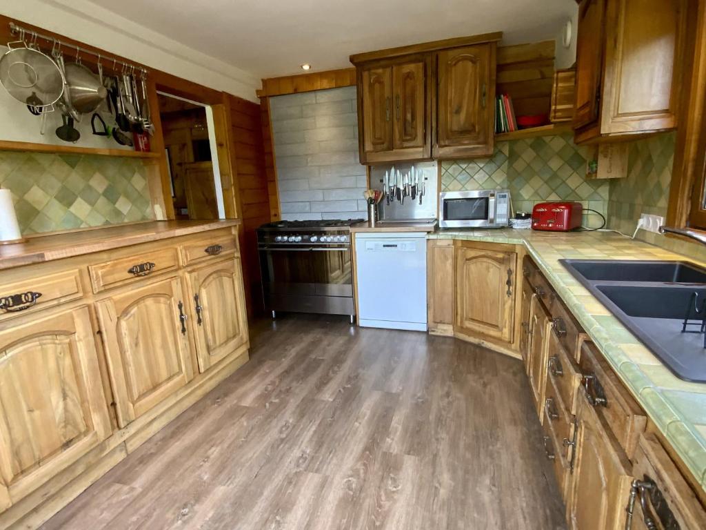 Kuchyň nebo kuchyňský kout v ubytování Chalet Des Sangliers