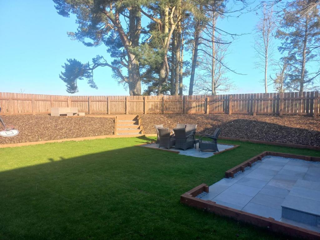 Ảnh trong thư viện ảnh của Clova Cottage 7BR Retreat ở Kirriemuir