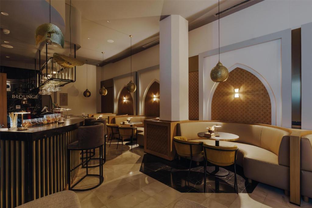 Coin salon dans l'établissement Barceló Fès Medina