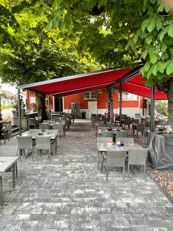 Restaurace v ubytování Gasthof zur Saline