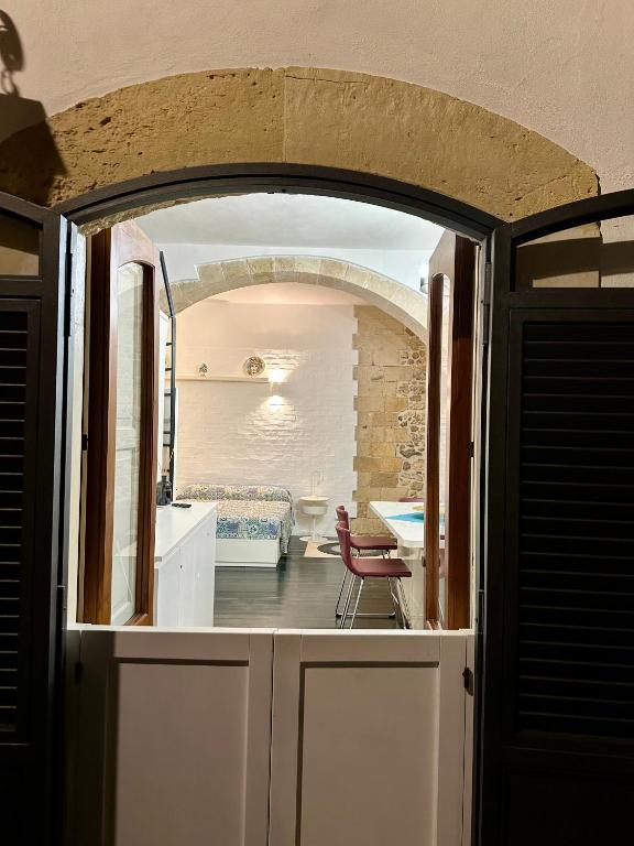 A kitchen or kitchenette at Le Cinque Pietre