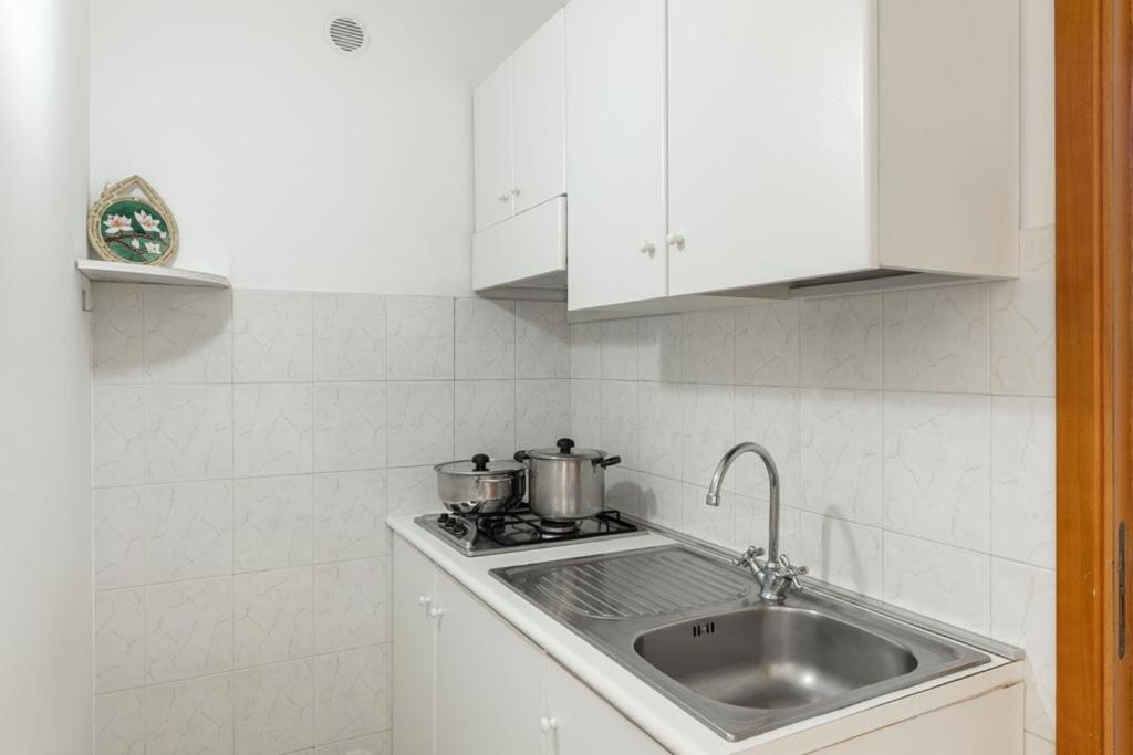 Η κουζίνα ή μικρή κουζίνα στο Residence Camping Atlantide