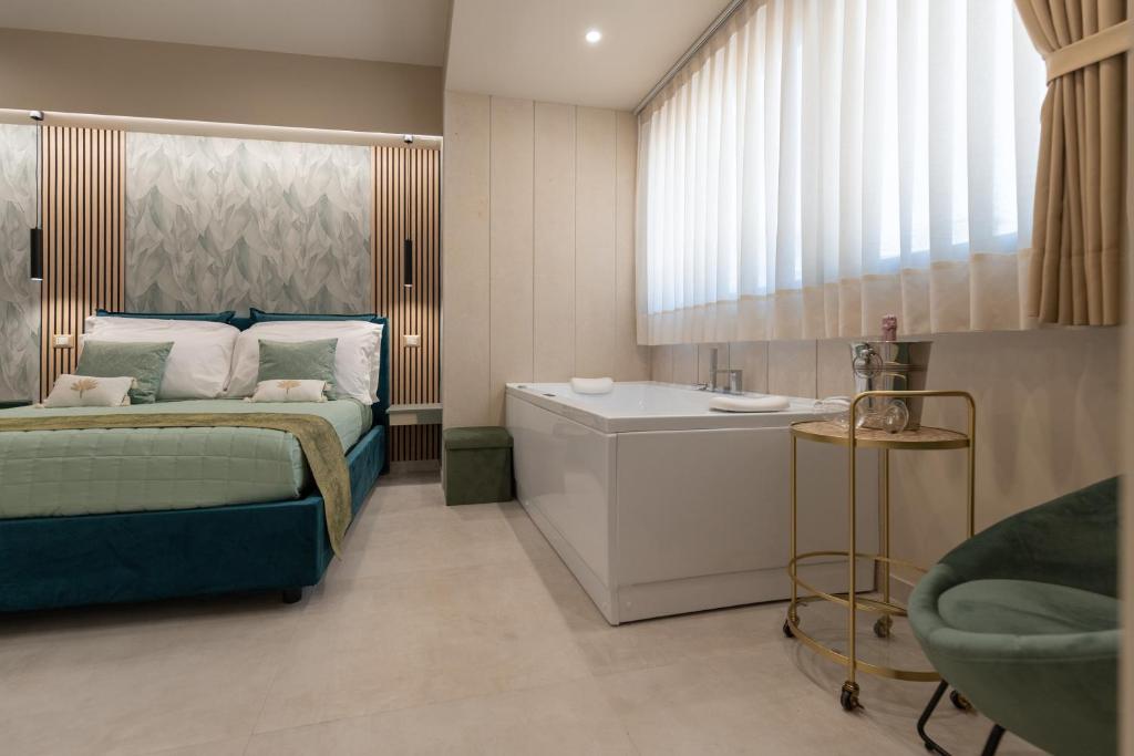 Nery Home Luxury Sea View Giardini Naxos - Queen Room With Garden View