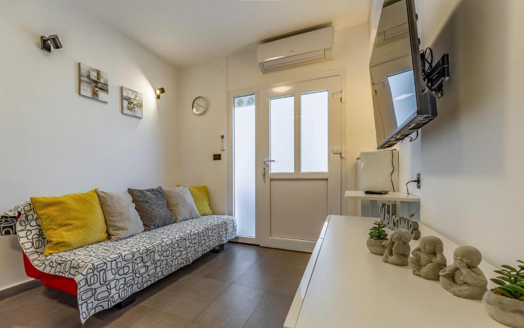 Televízia a/alebo spoločenská miestnosť v ubytovaní Apartment Mar