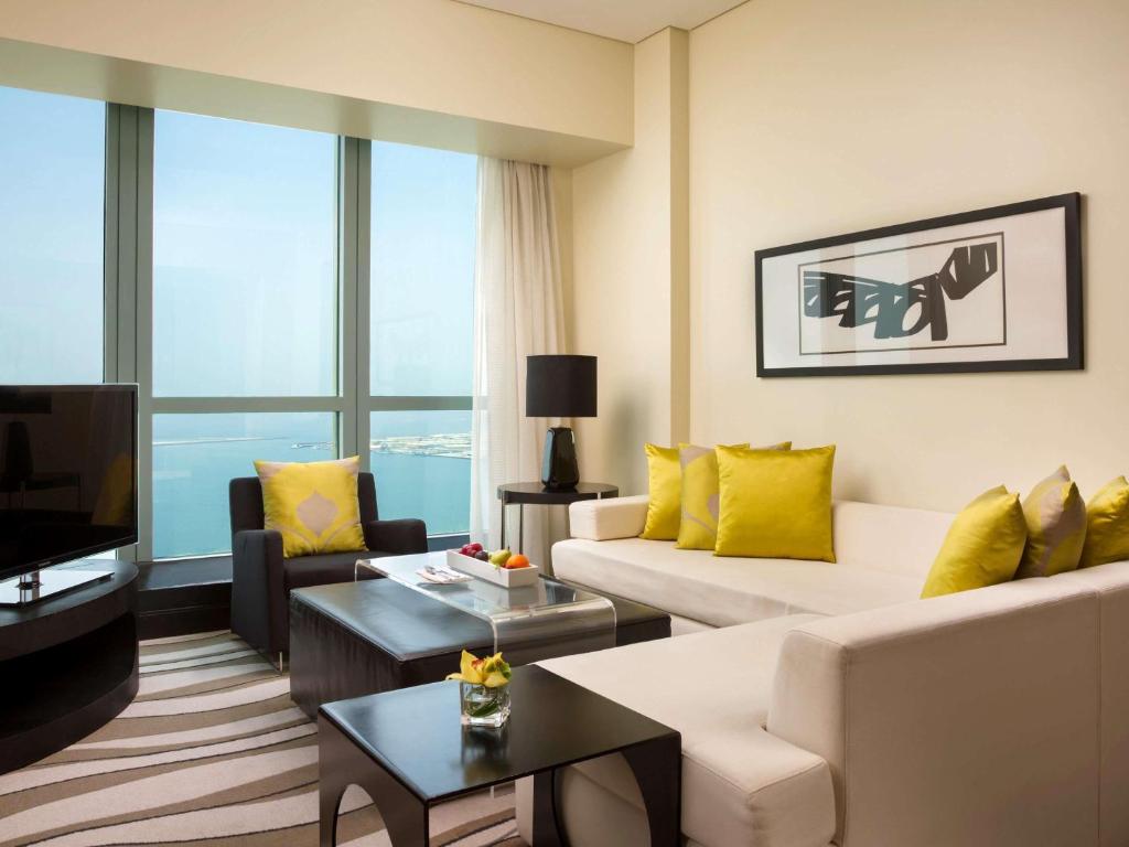 Posezení v ubytování Sofitel Abu Dhabi Corniche