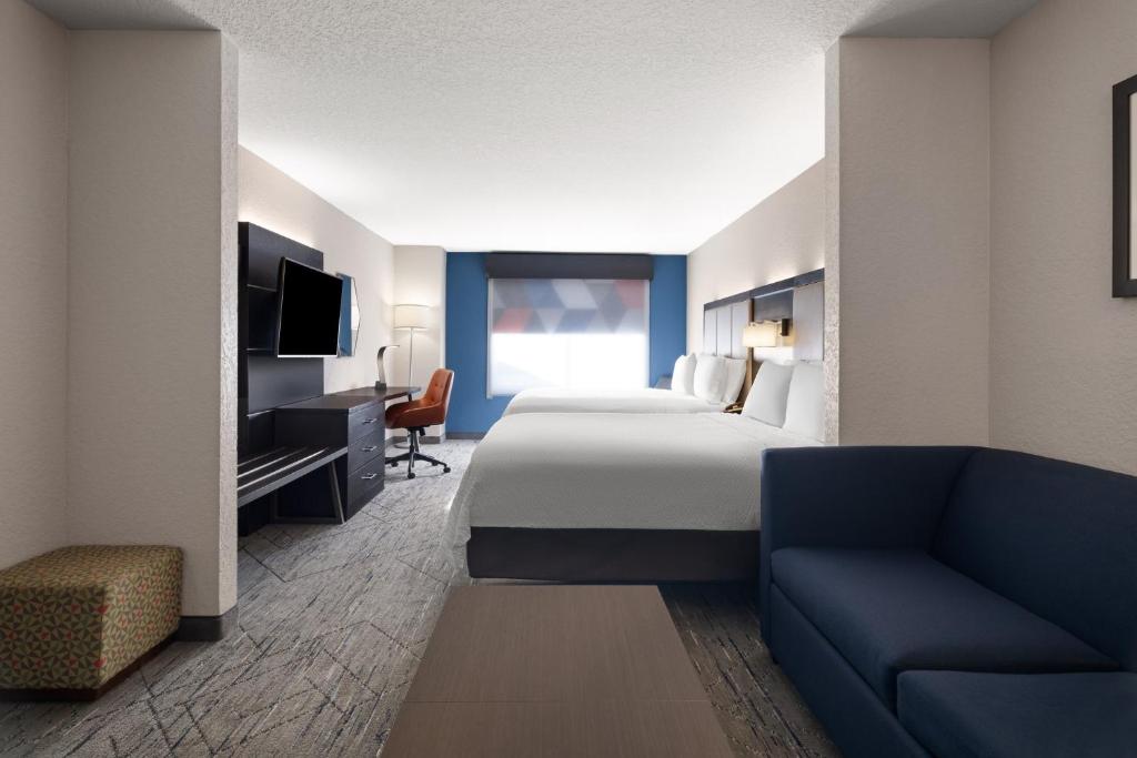 Holiday Inn Express St. Petersburg North / I-275 by IHG photo