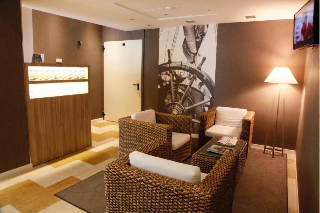 Hotel Majorca sul Mare in centro a Riccione con Area Fitness - Resim 41