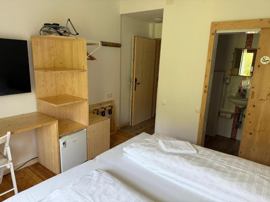 Seehotel am Hallstättersee - 11