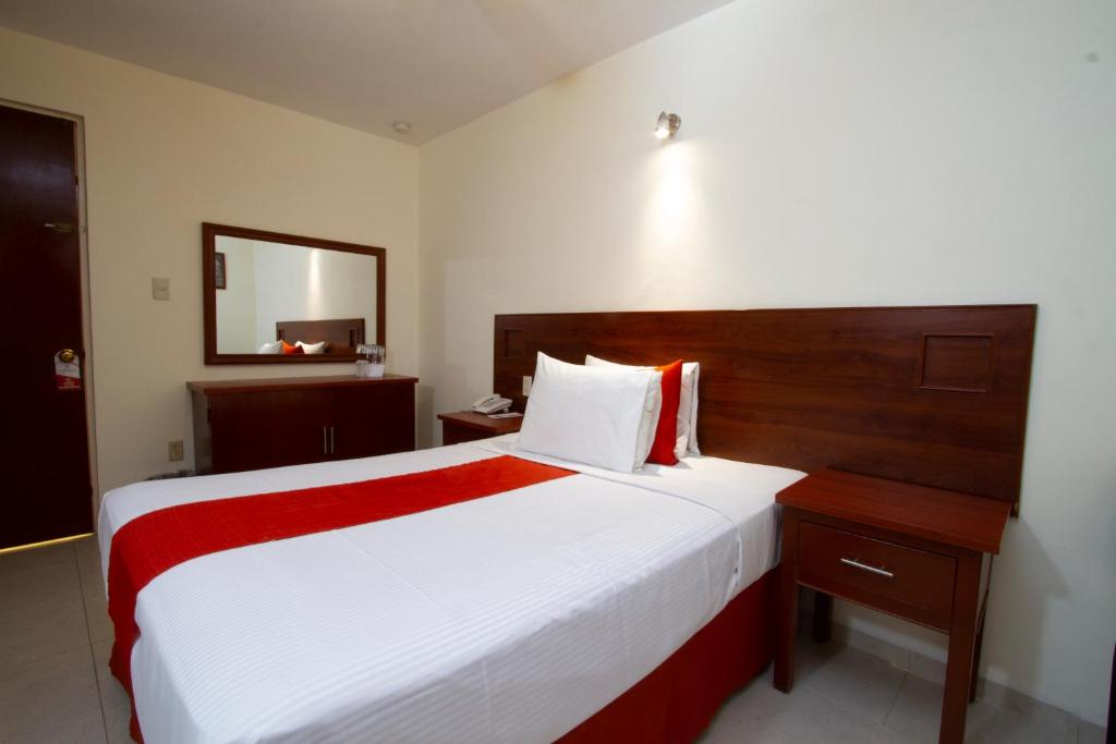 Hotel Elizabeth Ciudad Deportiva - Double Room (1 Adult + 1 Child)