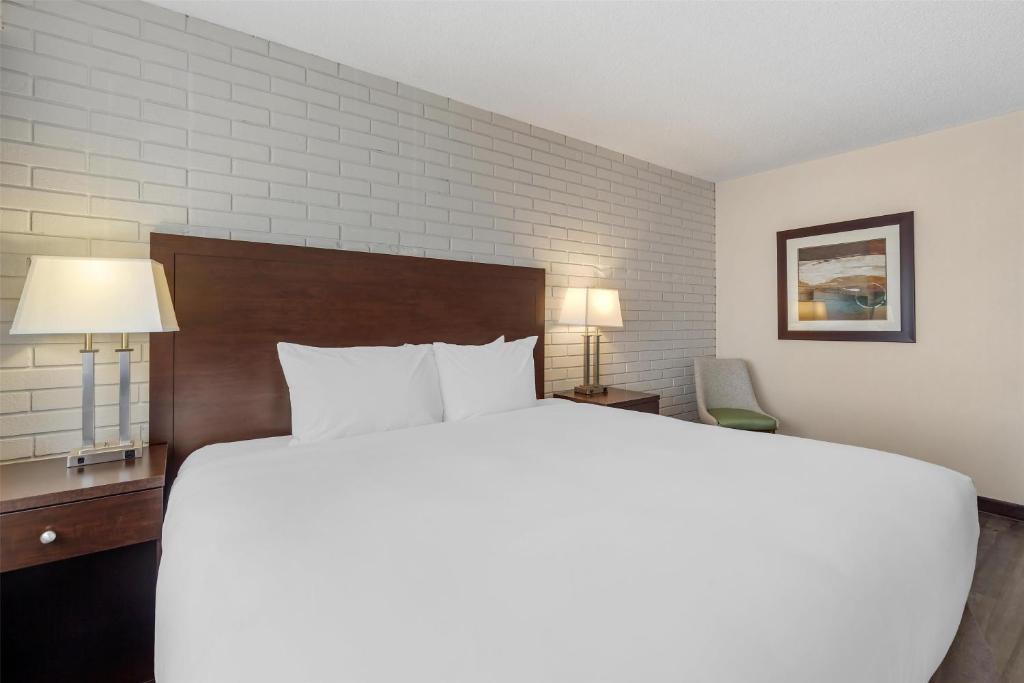 Best Western Cedar Park Inn - Resim 30