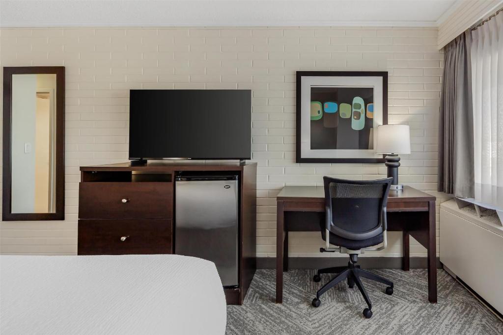 Best Western Cedar Park Inn - Resim 34