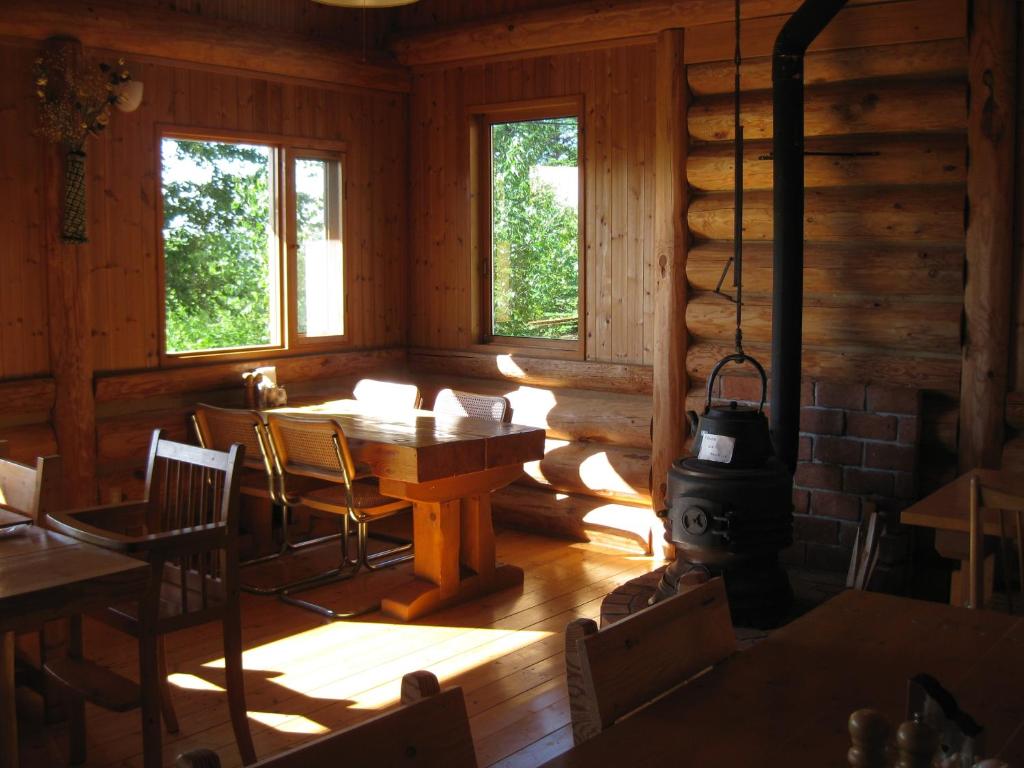 Posezení v ubytování Log Cottage Himawari