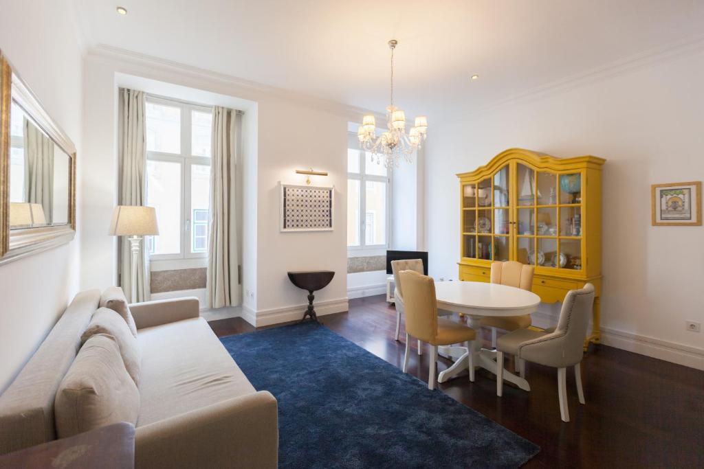 FLH Baixa Vintage Touches Flat