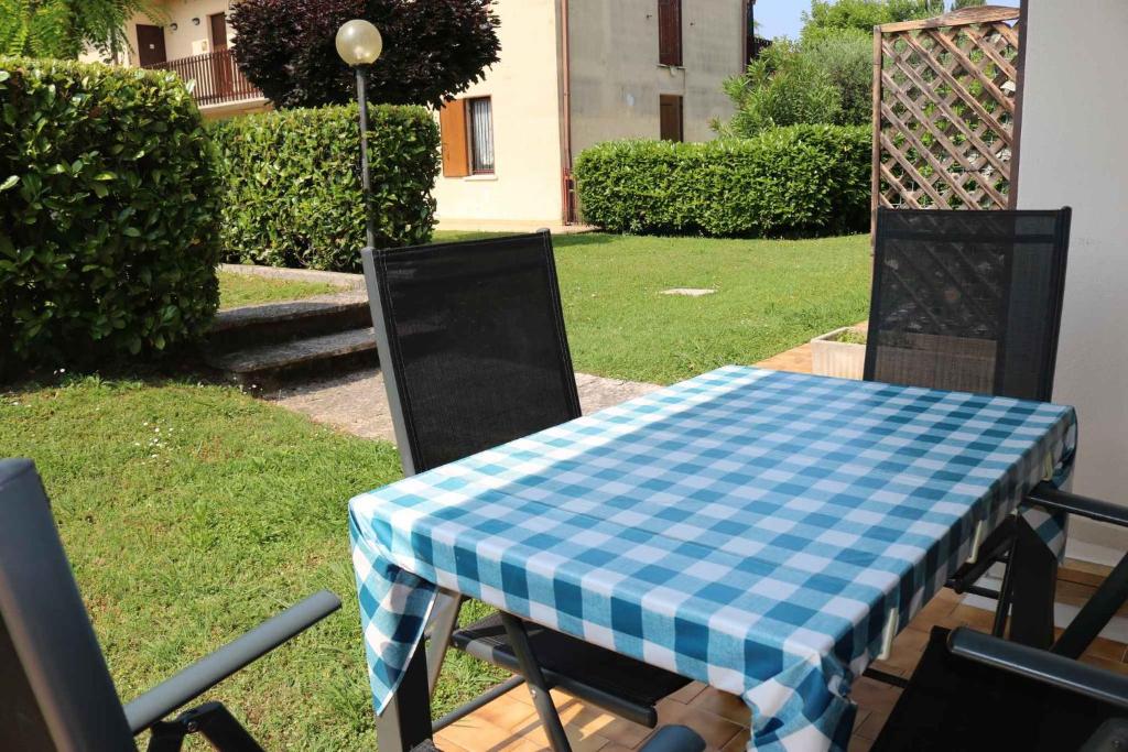 Ogród w obiekcie Studio in Lazise/Gardasee 21938