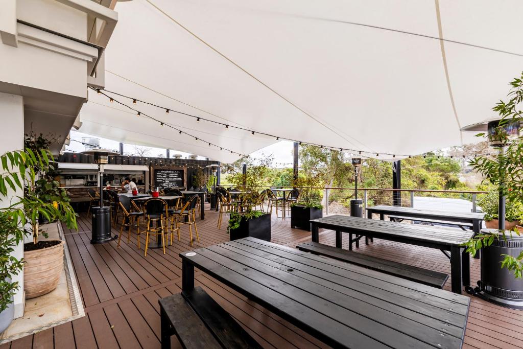 Inala Hotel - Resim 6