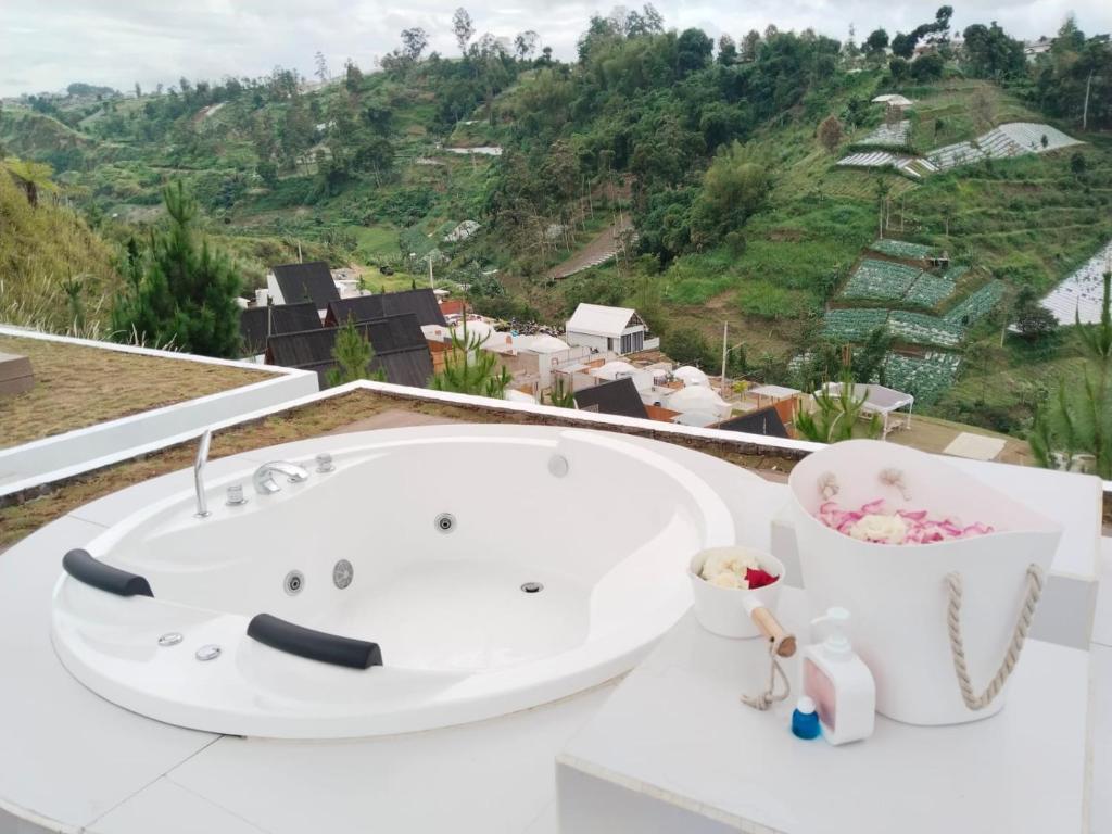 Fotografie z fotogalerie ubytování Mahkota Sangkuriang Bandung v destinaci Bandung