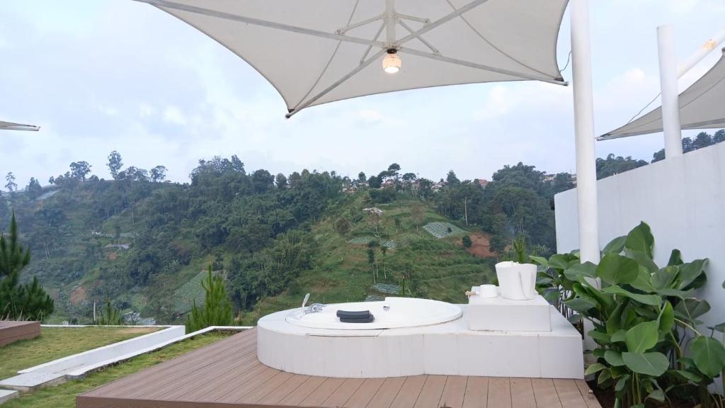 Fotografie z fotogalerie ubytování Mahkota Sangkuriang Bandung v destinaci Bandung