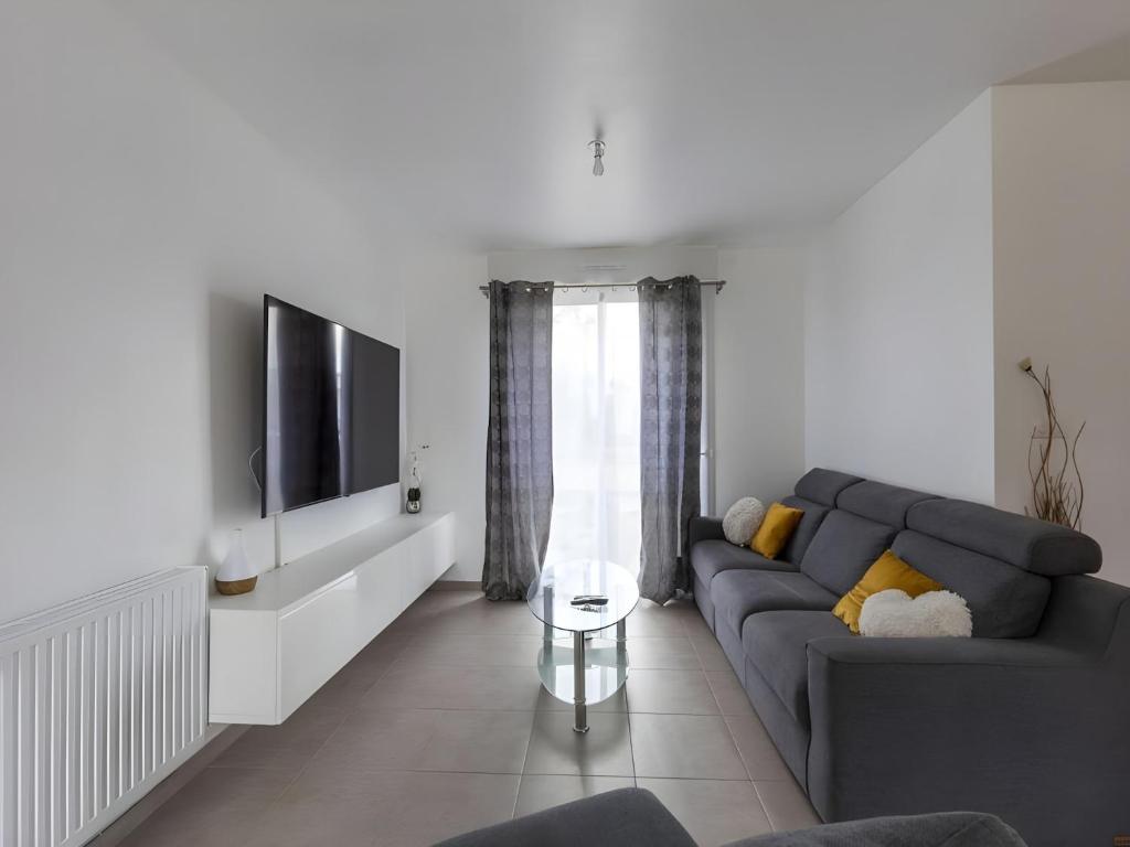 Photo de la galerie de l'établissement Suburban Retreat for Families & Friends, au Mans