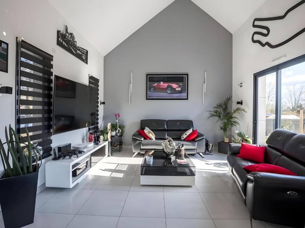 Photo de la galerie de l'établissement Refined Escape Minutes from Le Mans, à Saint-Saturnin