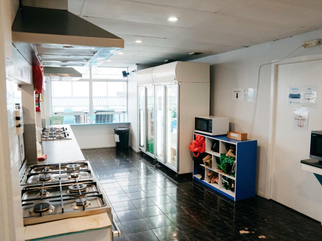 Attic Backpackers - Resim 40