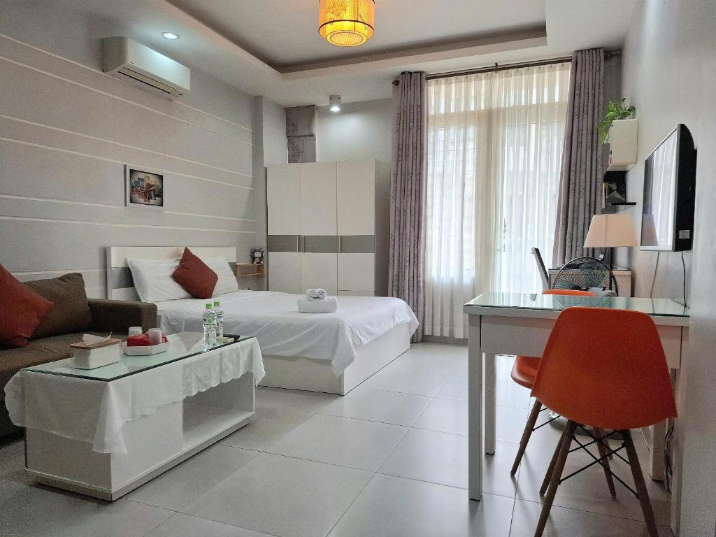 Eco SaiGon Apartments - شقة مع شرفة
