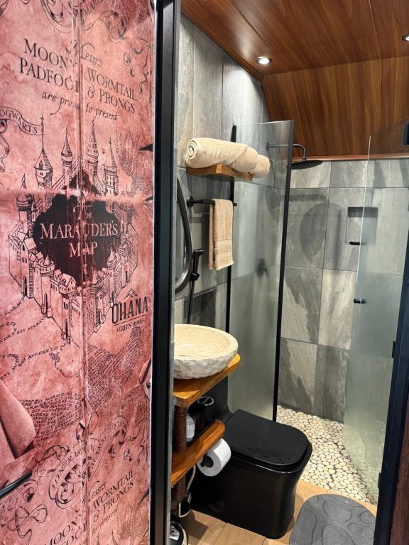 Koupelna v ubytování Safari Glamping By Ohana Green Home