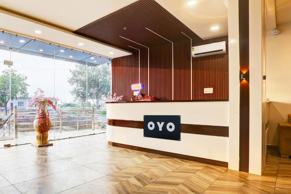 Vstupní hala nebo recepce v ubytování Hotel O Dev paradise