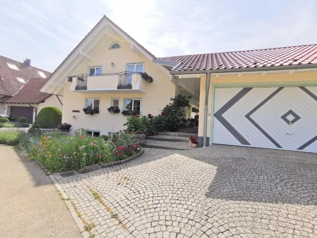 BodenSEE Apartment Tettnang APFELLIEBE - One-Bedroom Apartment