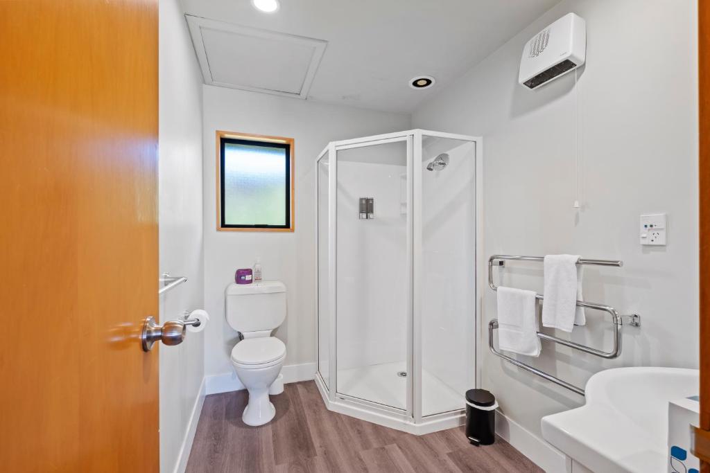 Alpine Garden Motel - Resim 35