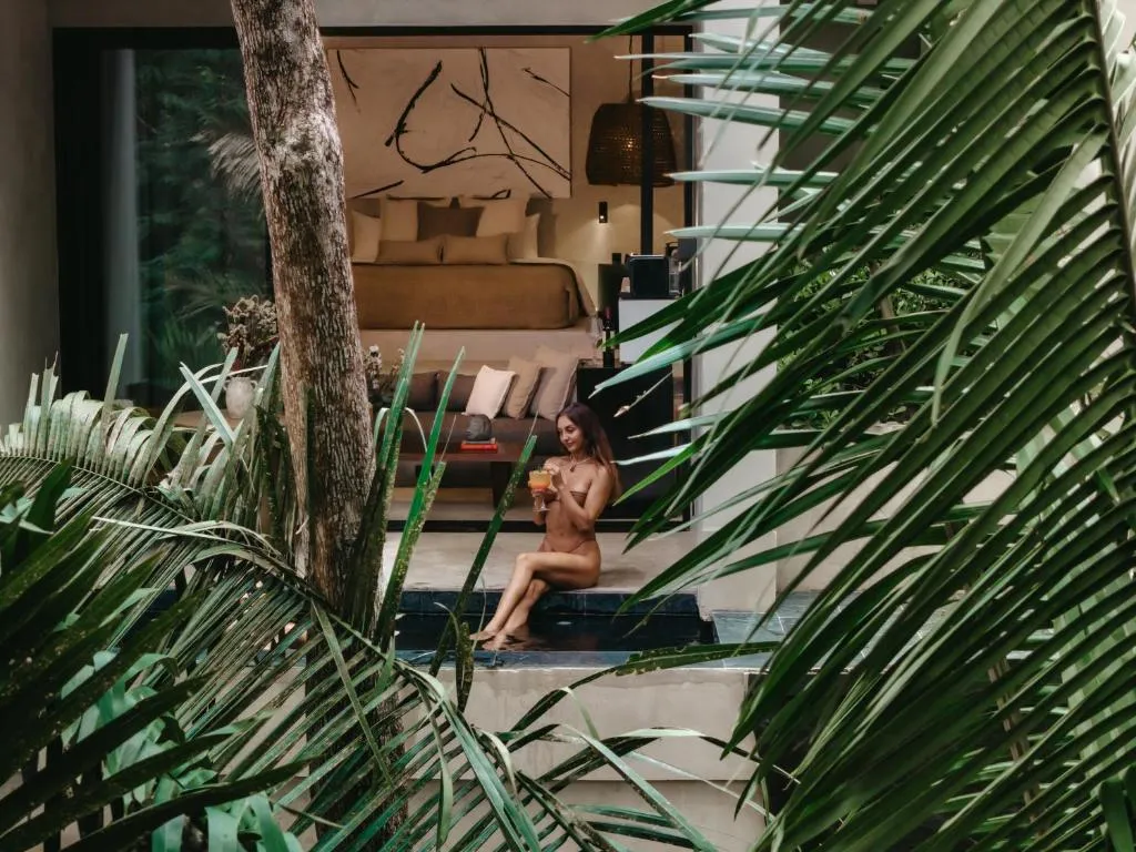 ESH ONE BEDROOM VILLA + PRIVATE PLUNGE POOL