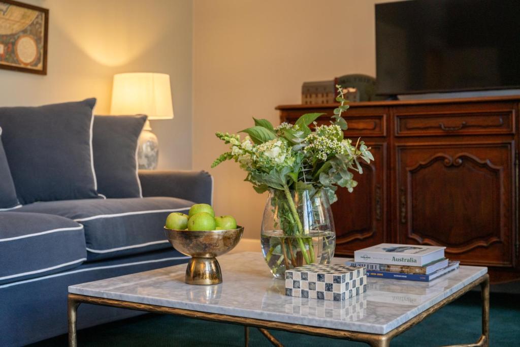 The Russell Boutique Hotel - Resim 4