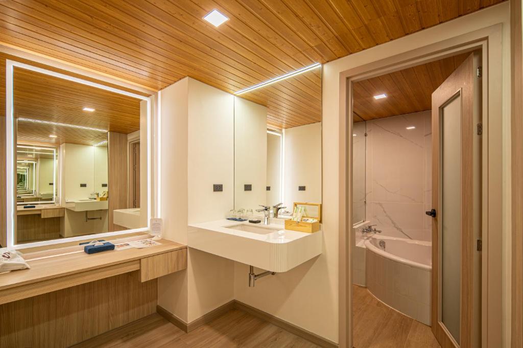 Sunbeam Hotel Pattaya - Resim 25